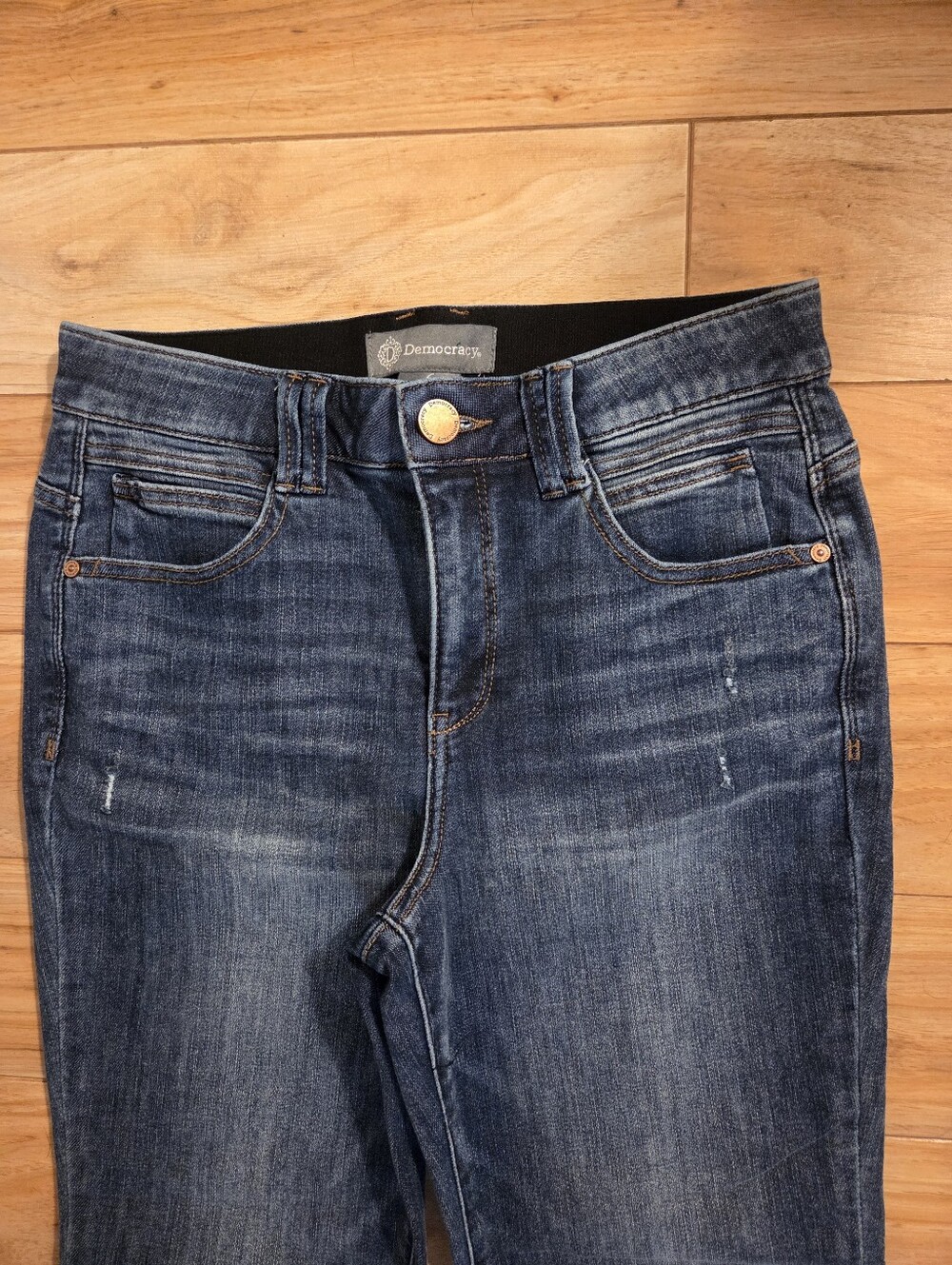 Democracy Ab Technology Womens Size‎ 6 Med Wash Bootcut Raw Hem Jeans - Picture 2 of 6
